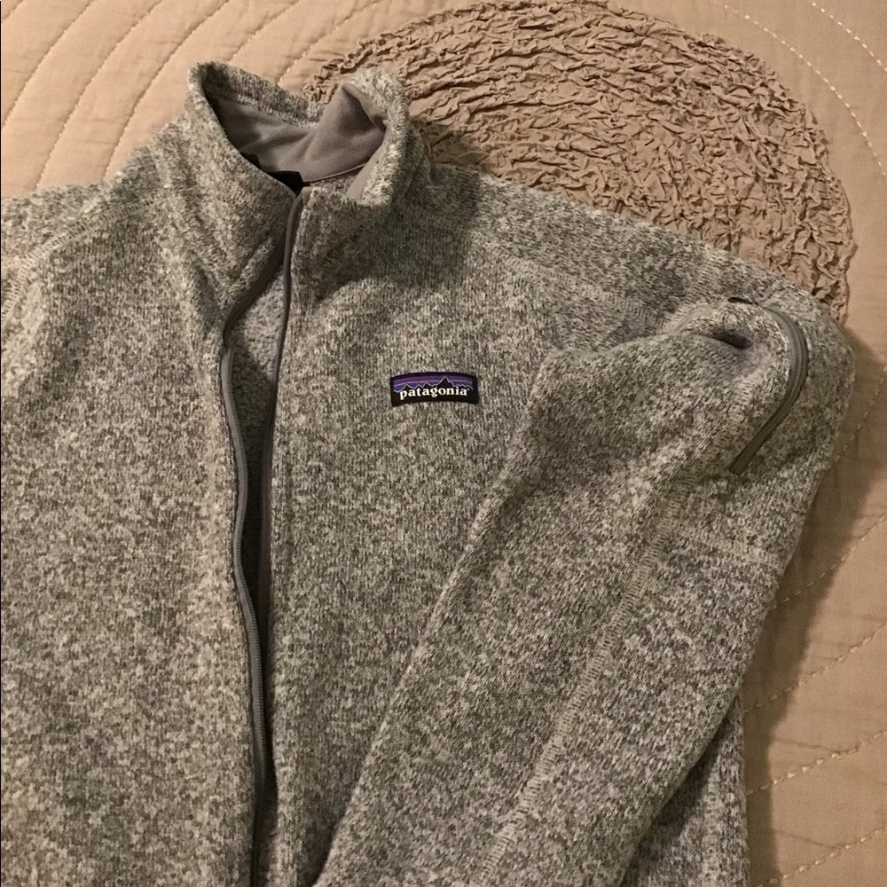Ladies Patagonia zip up sweater jacket